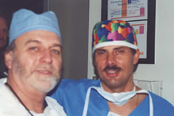 Live Surgery – Workshop, Orlando, USA, March 2002. Dr Carlos J. Puig (USA), Dr Jerzy Kolasiński.